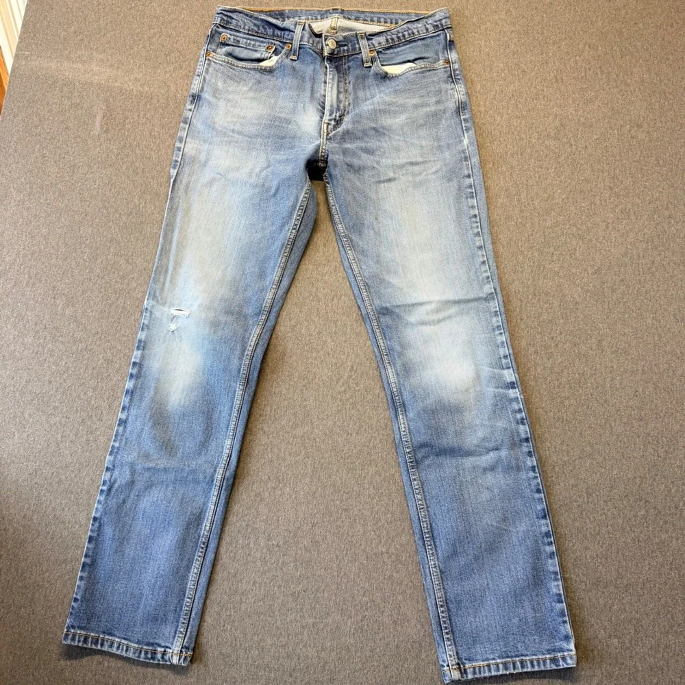 Levis 511 Slim Fit Jeans Mens 34x32 Light Wash Blue Denim Distressed 00511-1322